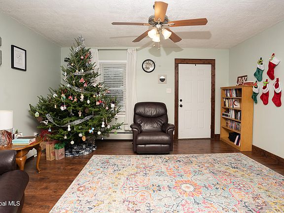 2nd image of 2 Sartoli Ave