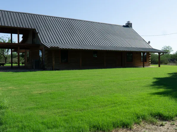 62 County Road 316, Sabinal, TX 78881