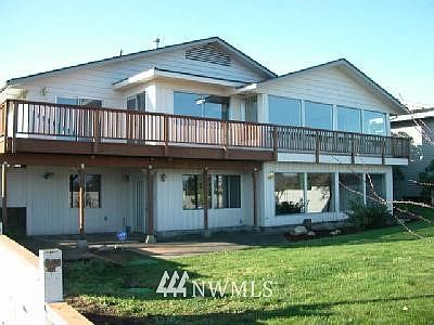 1st image of 417 100th Avenue NE