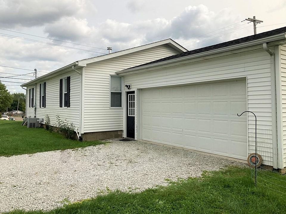 2nd image of 2265 Perry Dr SW