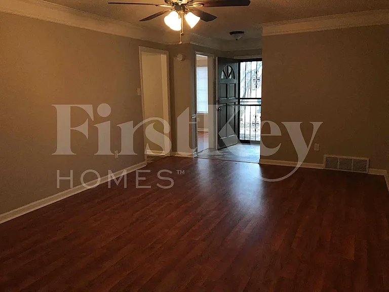 6418 Fawn Hollow Cir S — Photo 3