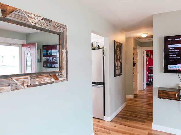 4th image of 1815 Fairfield Dr