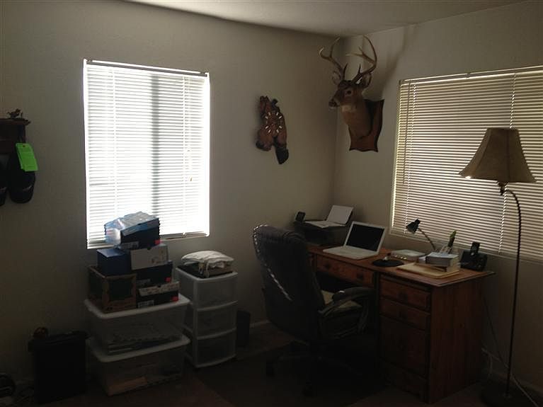 2nd image of 2105 E Hampton Way
