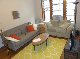 2936 N Racine Ave APT 3, Chicago, IL 60657