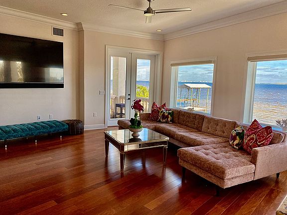 3rd image of 6514 Bayshore Blvd