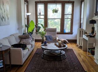 1830 W Patterson Ave APT 3, Chicago, IL 60613