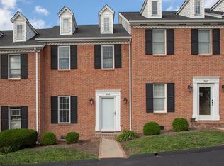 804 Wayne Ave, Abingdon, VA 24210