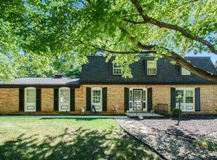 1526 Ash Dr E, Elkhart, IN 46514