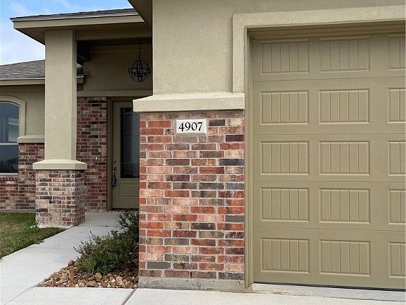 2nd image of 4907 White Rose Dr