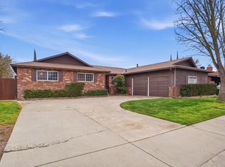2718 Warwick Ln, Modesto, CA 95350