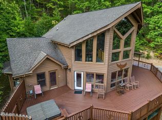 2771 Overholt Trl, Sevierville, TN 37862