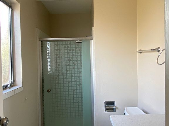 3rd image of 561 Oakland Ave APT 107