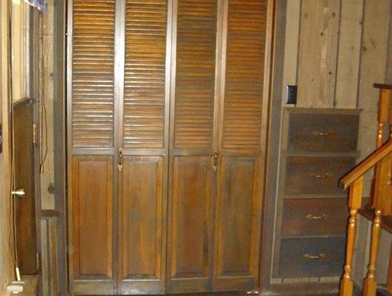 5th image of 102 Andrea Blvd