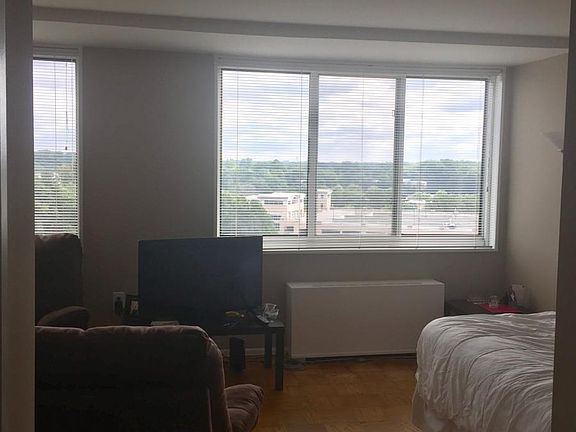 4th image of 10500 Rockville Pike Unit 1407