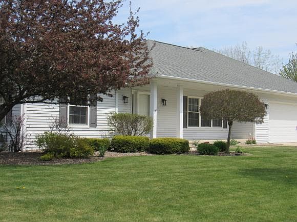 2nd image of 2071 S Rock River Cir