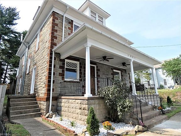 3rd image of 1337 Avery St