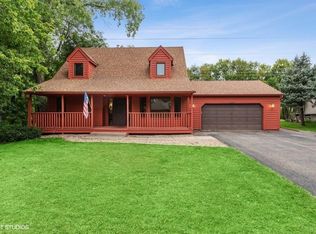 553 Atlantic Hill Dr, Saint Paul, MN 55123