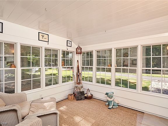 3rd image of 6933 Gates Rd