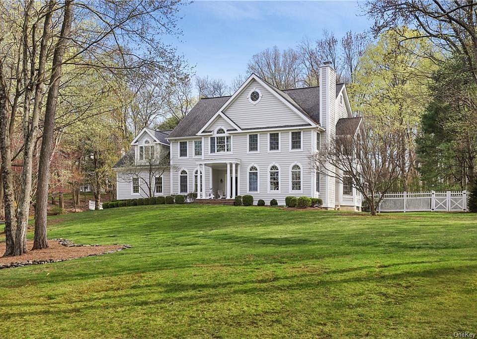 1st image of 65 Brundige Dr