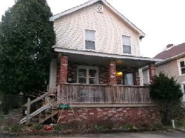 5583 Monroe Cir, Export, PA 15632