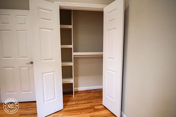 Rented by MySpaceNYC | media 22