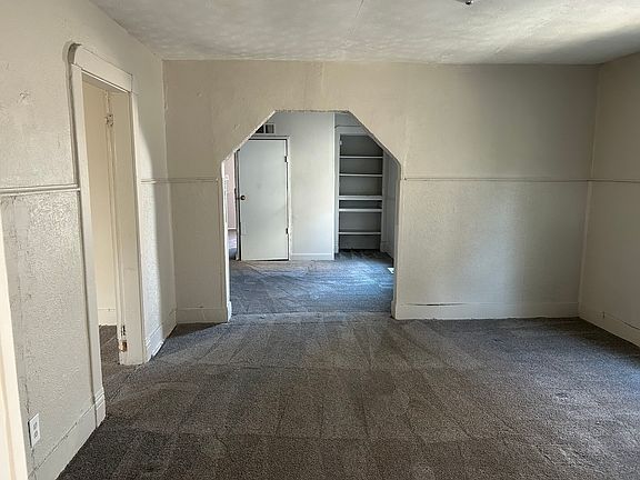4th image of 1456 Saulcy St