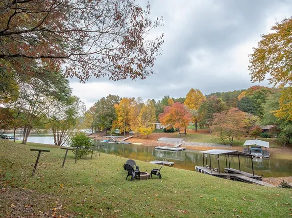 (undisclosed Address), Hiawassee, GA 30546