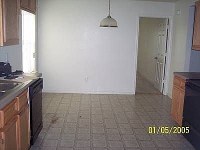 3rd image of 405 Viola Dr
