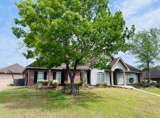 108 Northview Dr, Pineville, LA 71360