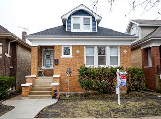 4445 N Monitor Ave, Chicago, IL 60630