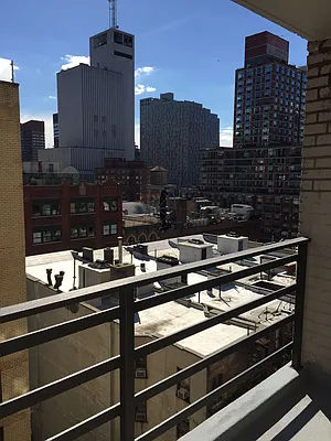 Rented by Metropolis Real Estate of Manhattan | media 19