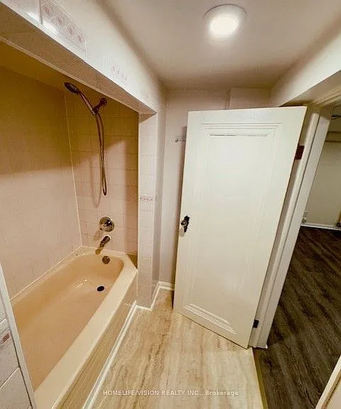 110 Cedarcrest Blvd #BASEMENT — Photo 6