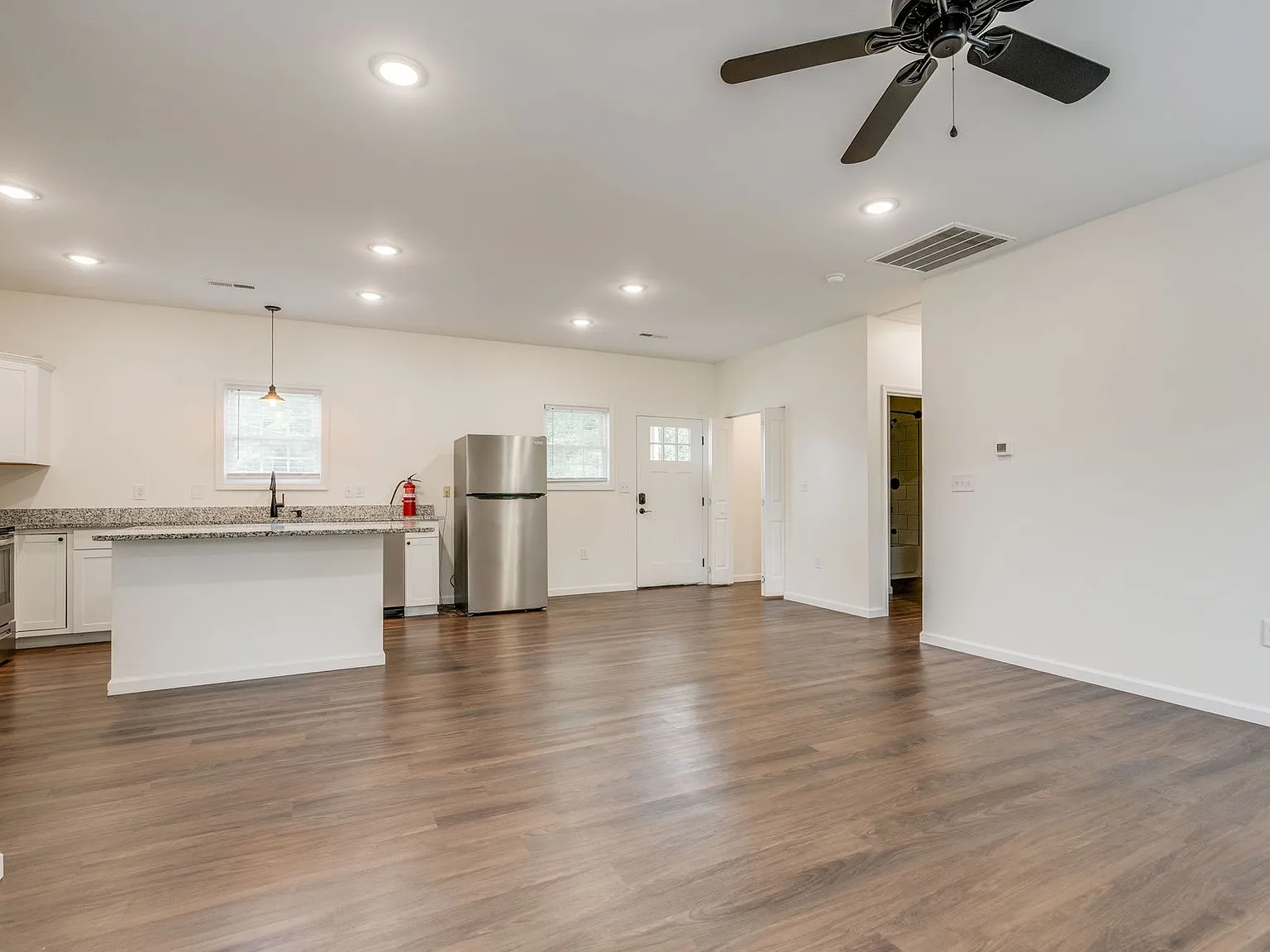 216 McKinley Dr #2, Johnson City, TN 37604 — Photo 4