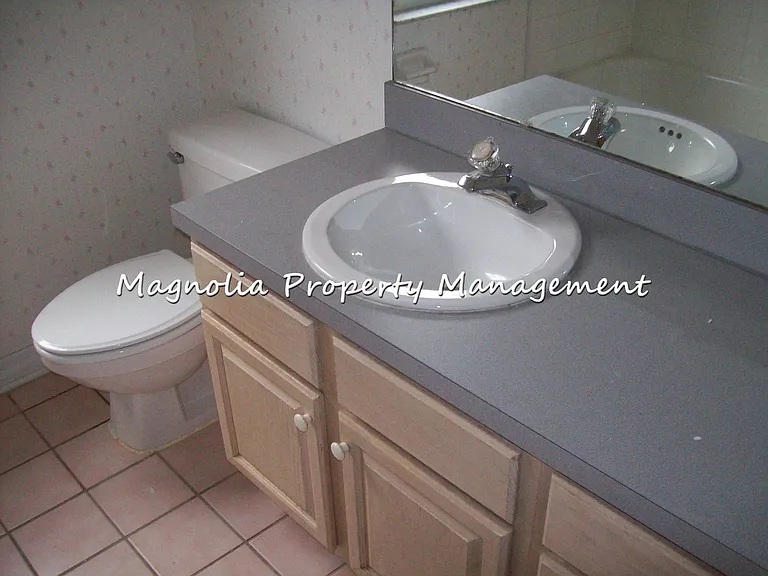 1322 Carlson Dr — Photo 13
