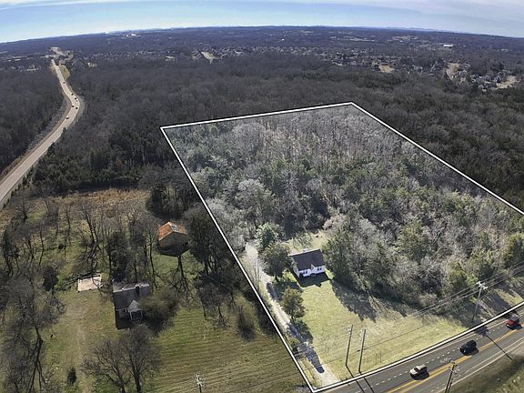 3rd image of 10032 Lebanon Rd