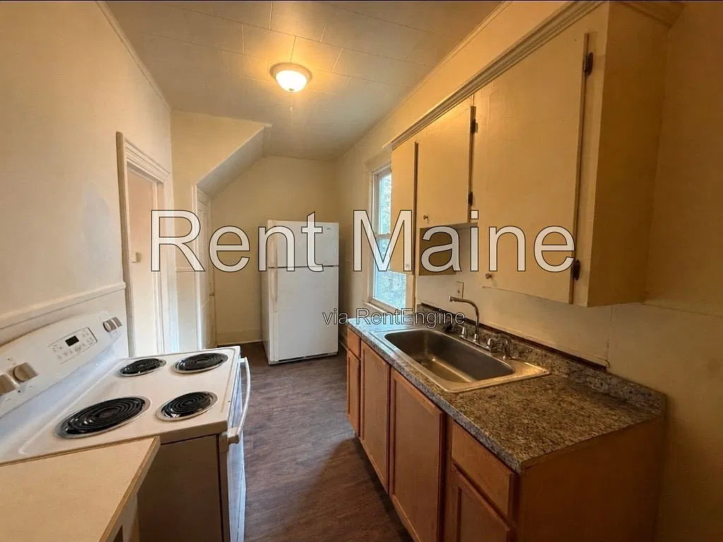 1 bed, 1.0 bath, $1,050 — Photo 4