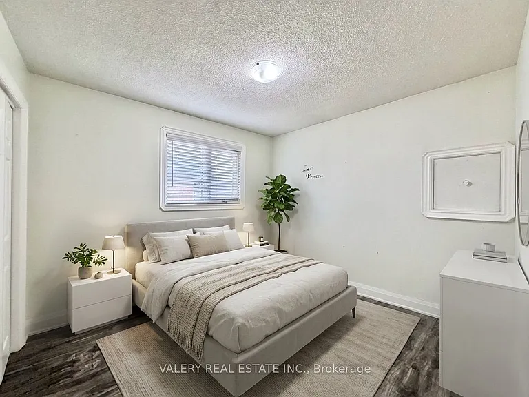 72 Dantek Ct — Photo 7