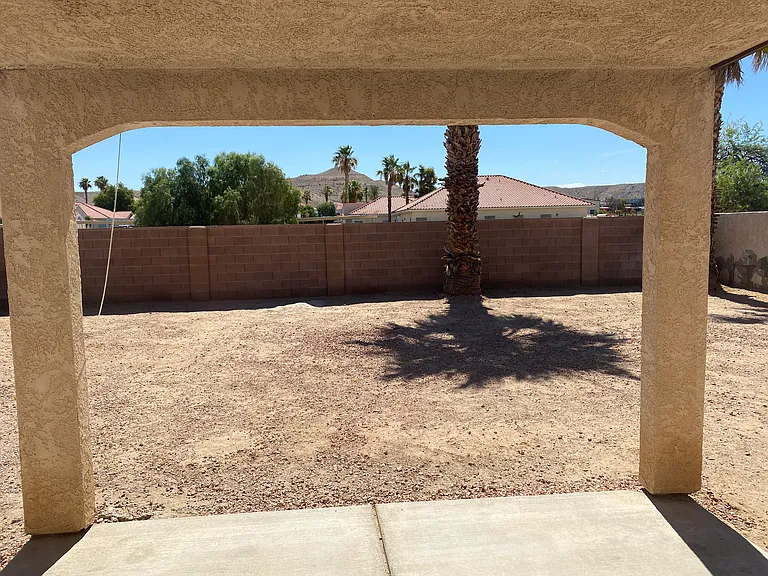 2872 Country Club Dr — Photo 5