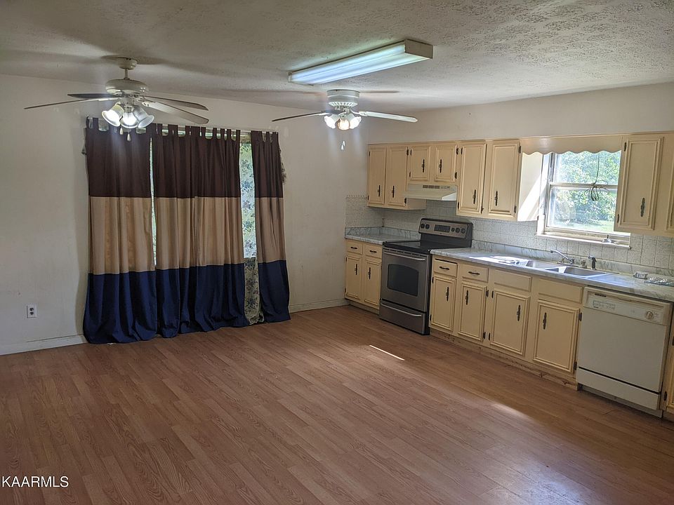 817 Wells Rd, Maryville, TN 37801 Zillow