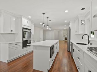 47 Barrows Rd, Worcester, MA 01609