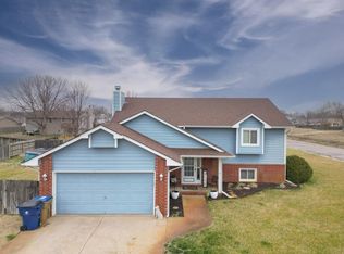 302 W Lockwood St, Wichita, KS 67217