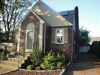 5th image of 1038 Hancock Ave
