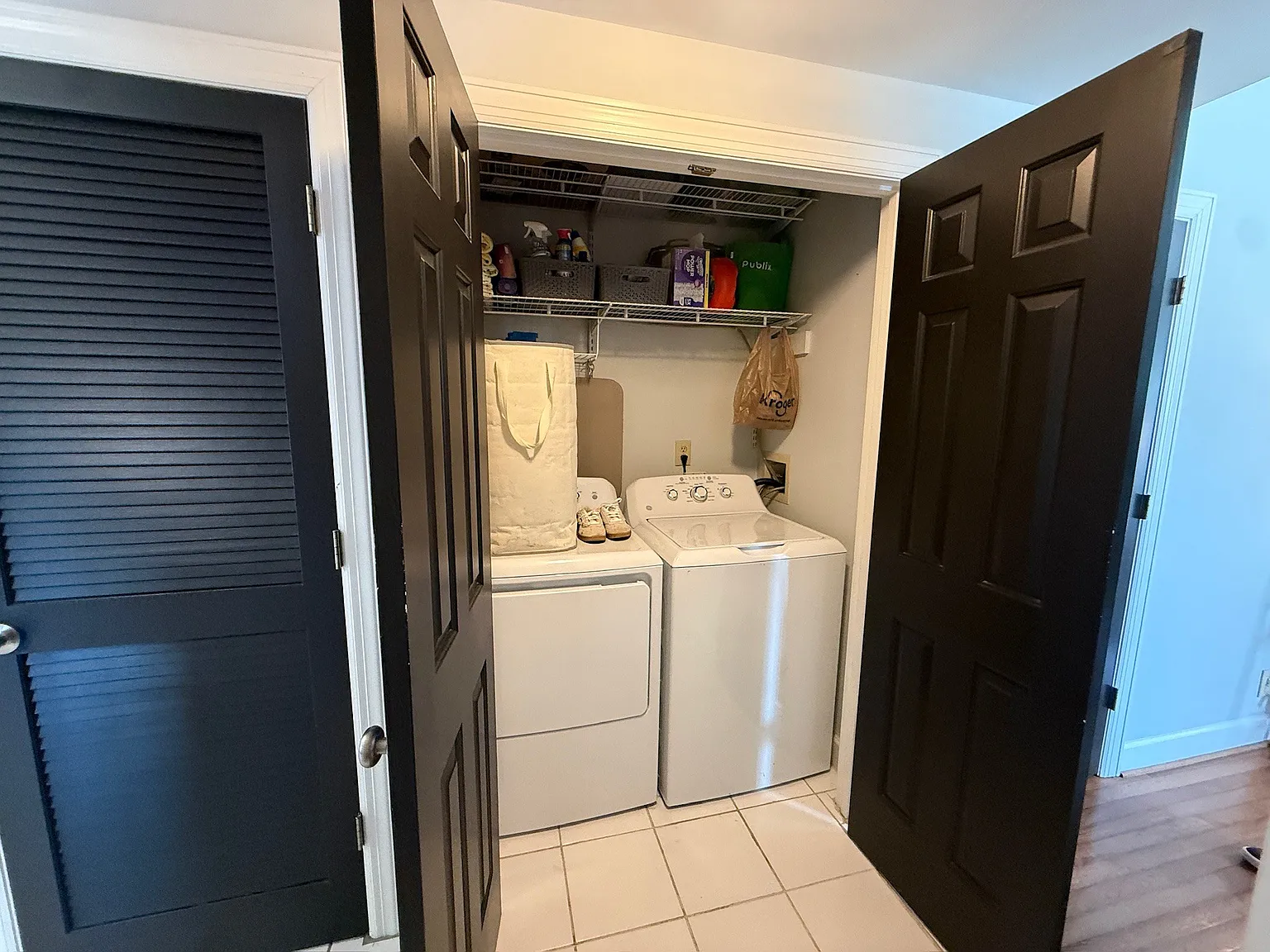 2 bed, 2.5 bath, 1350 sqft, $2,400 — Photo 4