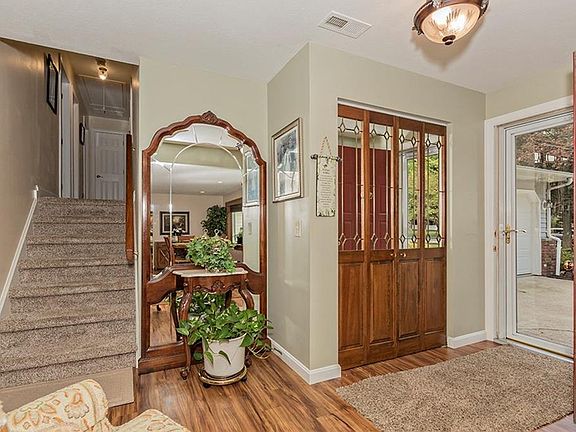 2nd image of 5665 Frederick Dr