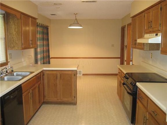 2nd image of 4556 Bayhill Dr