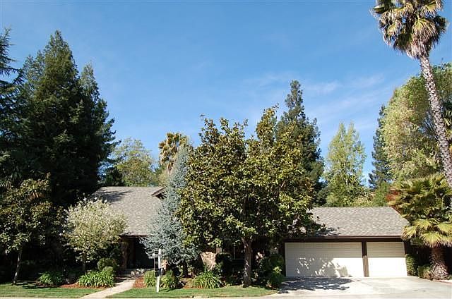 Dramatic Remodel with Estate Lot