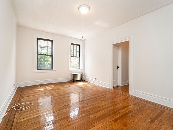 3rd image of 3056 30th St #D2