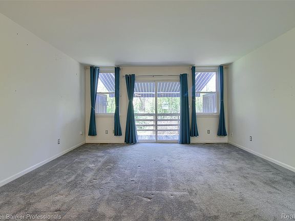 4th image of 38351 Warner Farms Dr S