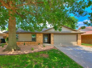 736 Okie Ridge Rd, Yukon, OK 73099