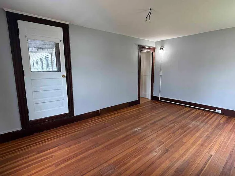 8-10 Gaston St #10B — Photo 8